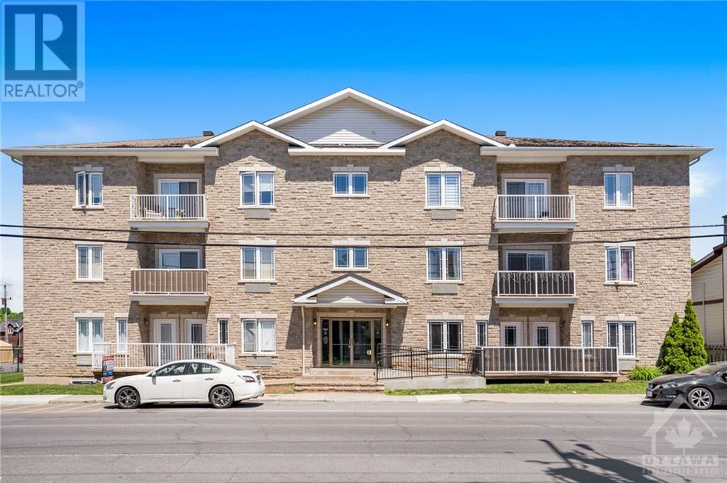 1026 LAURIER STREET UNIT#306, rockland, Ontario