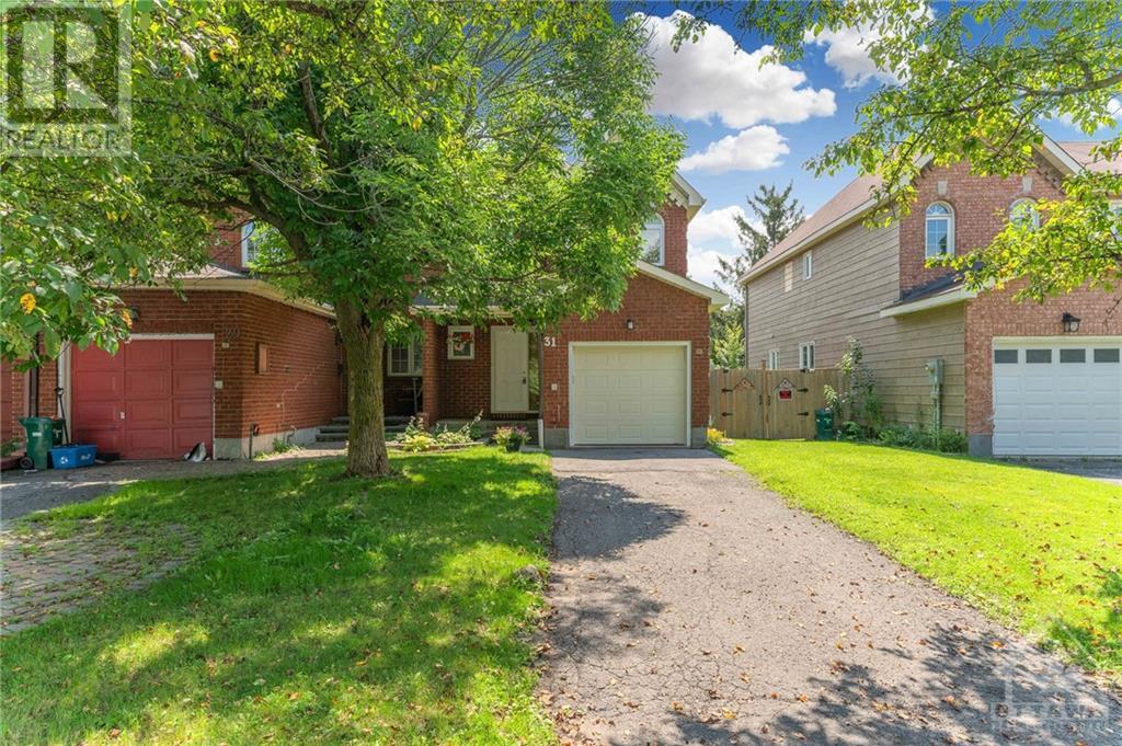 31 ROBARTS CRESCENT, ottawa, Ontario