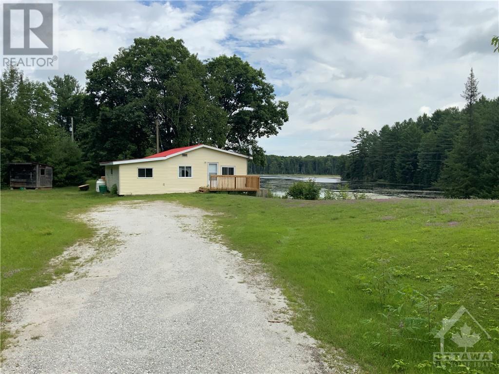 4986 ARDOCH ROAD, ompah, Ontario