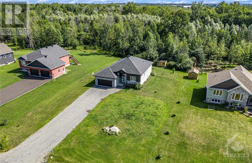 1322 COUNTRY LANE, winchester, Ontario