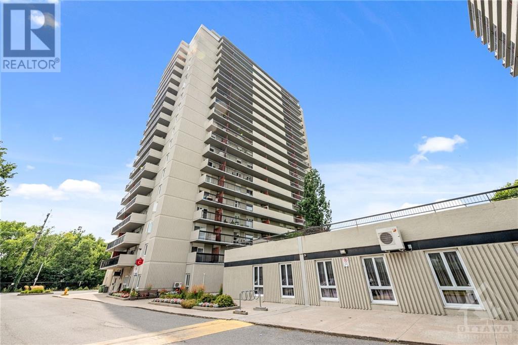 158C MCARTHUR AVENUE UNIT#1808, ottawa, Ontario