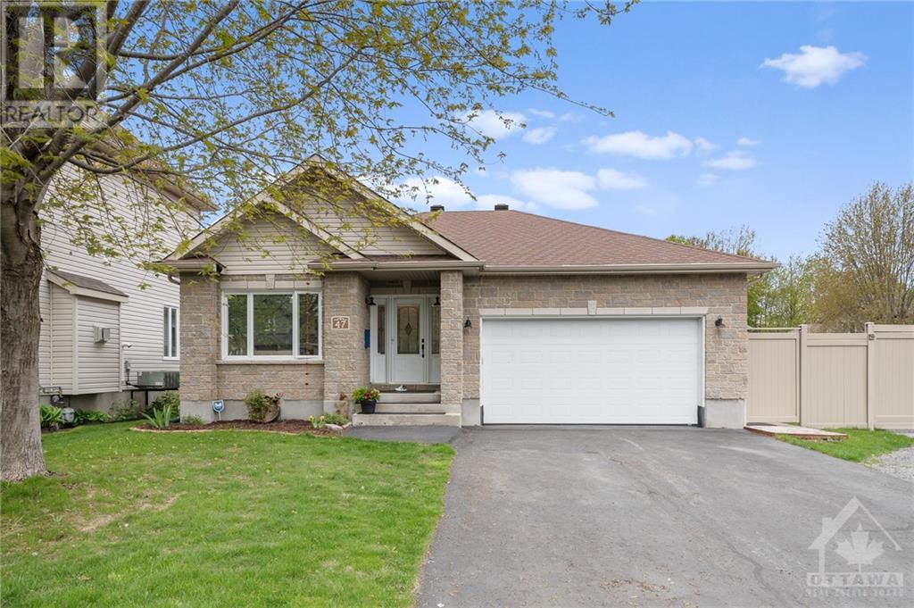 47 ST VIATEUR CRESCENT, limoges, Ontario