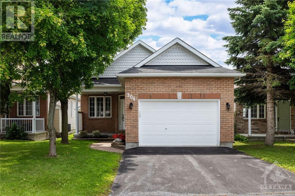 304 RUSTIC HILLS CRESCENT, orleans, Ontario