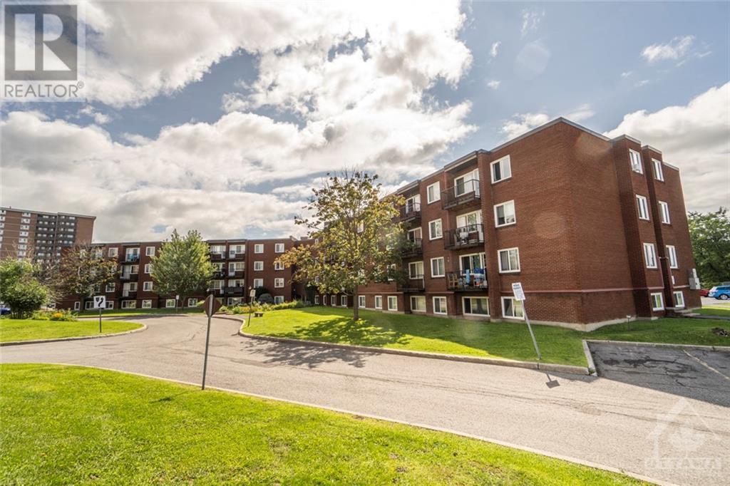 2044 ARROWSMITH DRIVE UNIT#101A, ottawa, Ontario