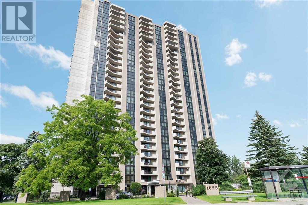 1025 RICHMOND ROAD UNIT#1707, ottawa, Ontario