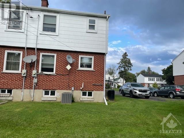 20 Casselman Street, Morrisburg, Ontario  K0C 1X0 - Photo 2 - 1408064