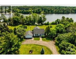 833 HERITAGE DRIVE, merrickville, Ontario