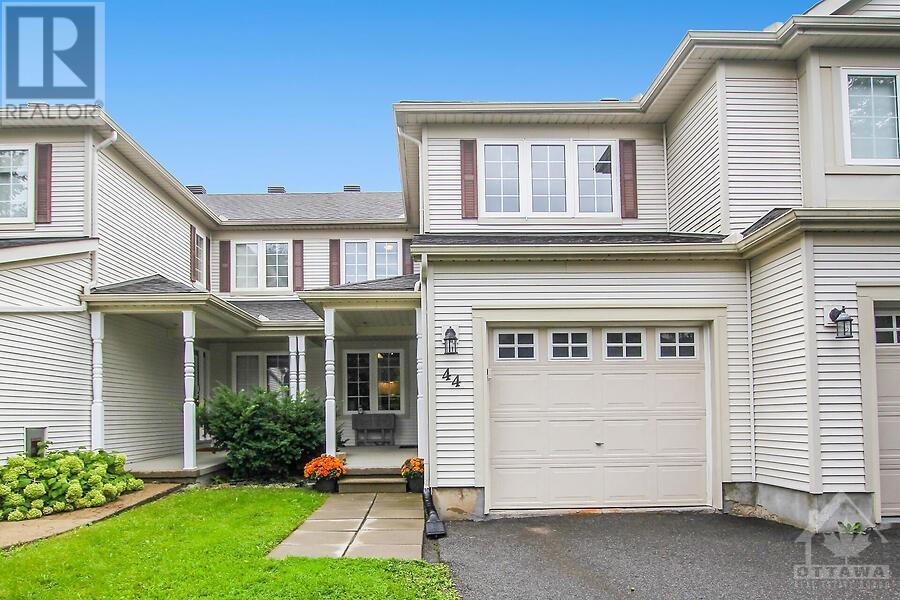 44 FIELDBERRY PRIVATE, ottawa, Ontario