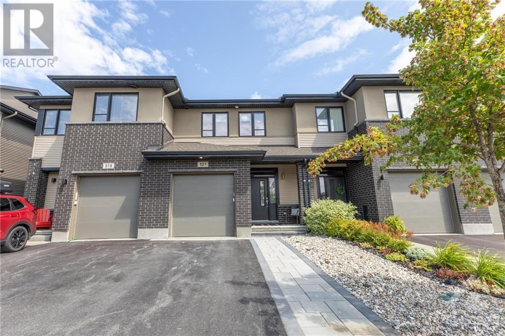 521 DRESSAGE AVENUE, ottawa, Ontario