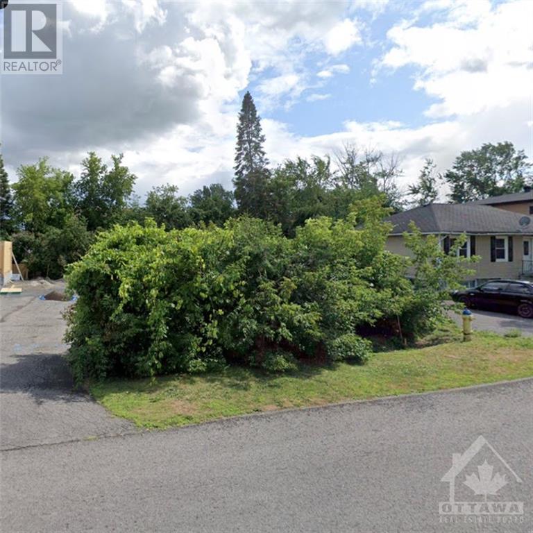 1640 Kingsdale Avenue, Ottawa, Ontario  K1T 1H4 - Photo 1 - 1408502