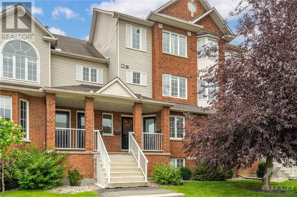 4472 HARPER AVENUE, ottawa, Ontario