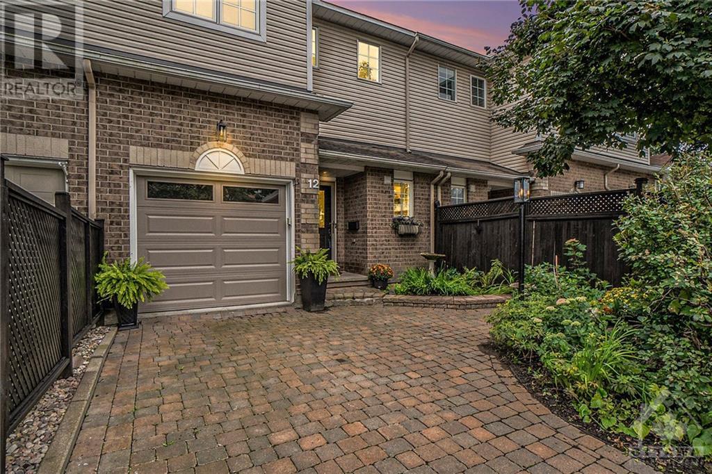 12 RIVERBANK COURT, stittsville, Ontario