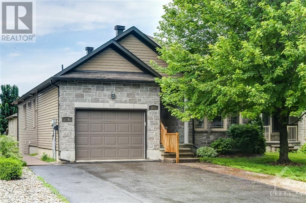 251 TOPAZE CRESCENT, rockland, Ontario