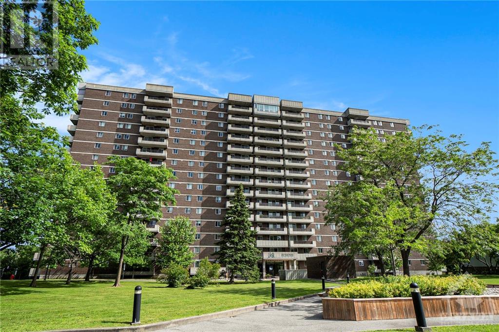 1705 PLAYFAIR DRIVE UNIT#305, ottawa, Ontario