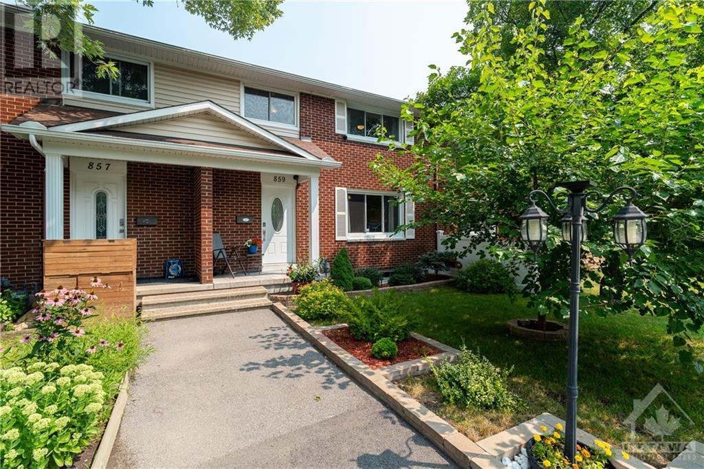 859 BORTHWICK AVENUE, ottawa, Ontario