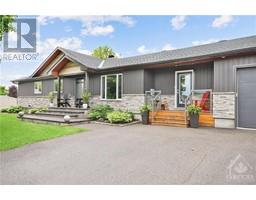 2854 KELSEY STREET, metcalfe, Ontario