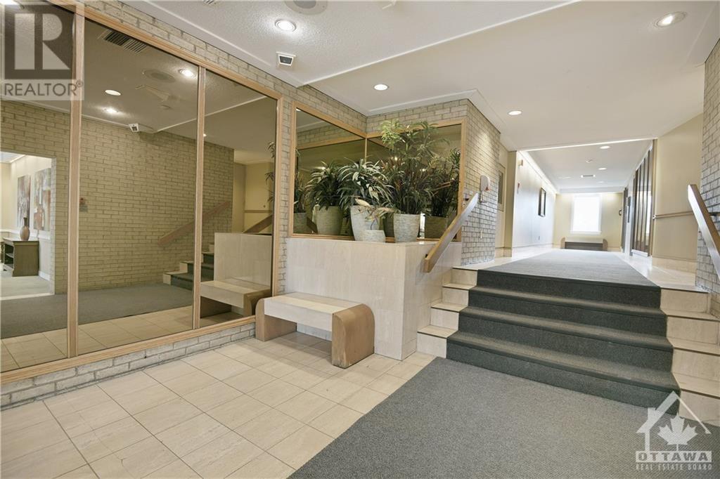 1100 Ambleside Drive Unit#513, Ottawa, Ontario  K2B 8G6 - Photo 2 - 1408953