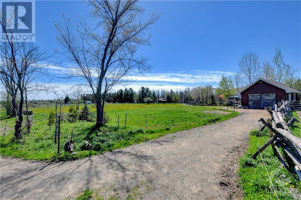 879 9th Line Road, Carleton Place, Ontario  K7C 3P2 - Photo 20 - 1409091