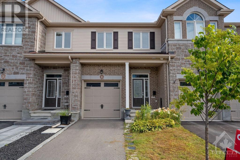 203 Sittelle Private, Ottawa, Ontario  K4A 1G1 - Photo 1 - 1408460