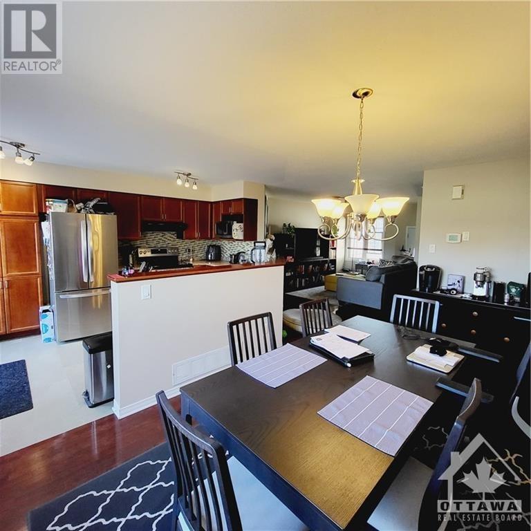 554 Aberfoyle Circle, Kanata, Ontario  K2K 3R3 - Photo 2 - 1409352