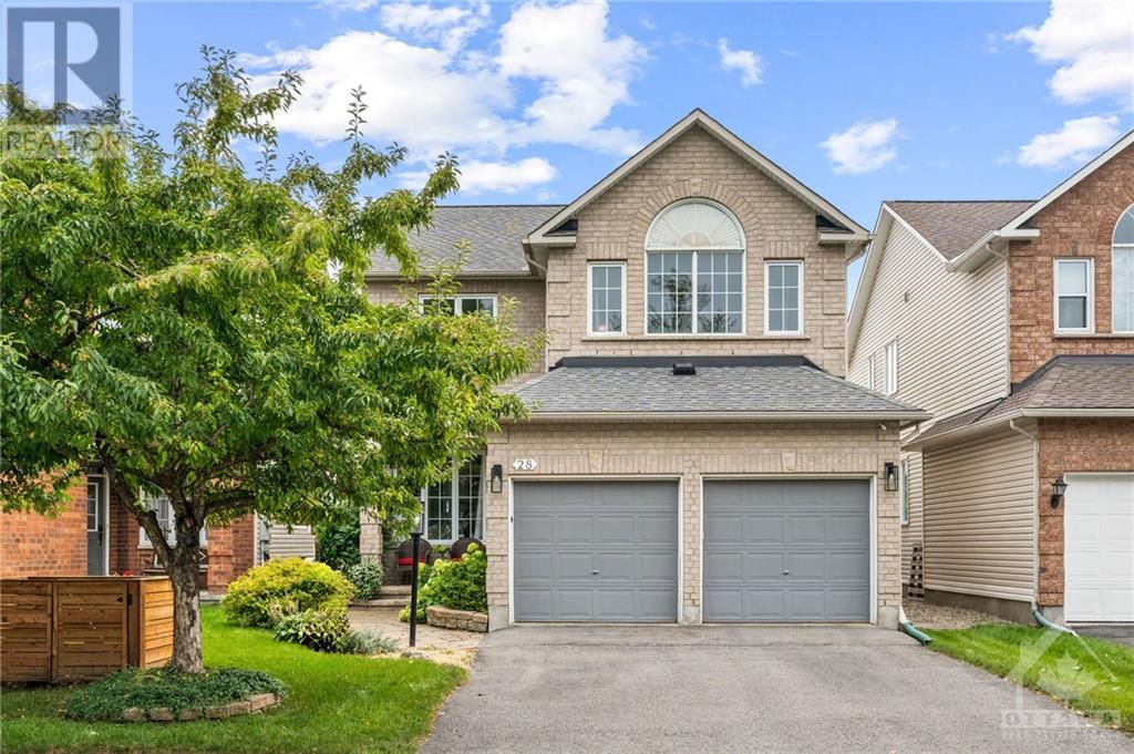 28 MOUNTAIN ASH DRIVE, ottawa, Ontario