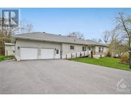 2508 RIDEAU FERRY ROAD, perth, Ontario