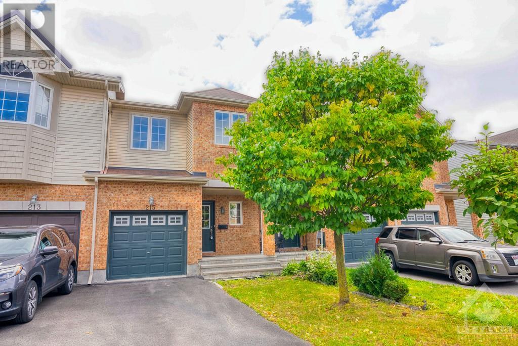 215 MACOUN CIRCLE, ottawa, Ontario