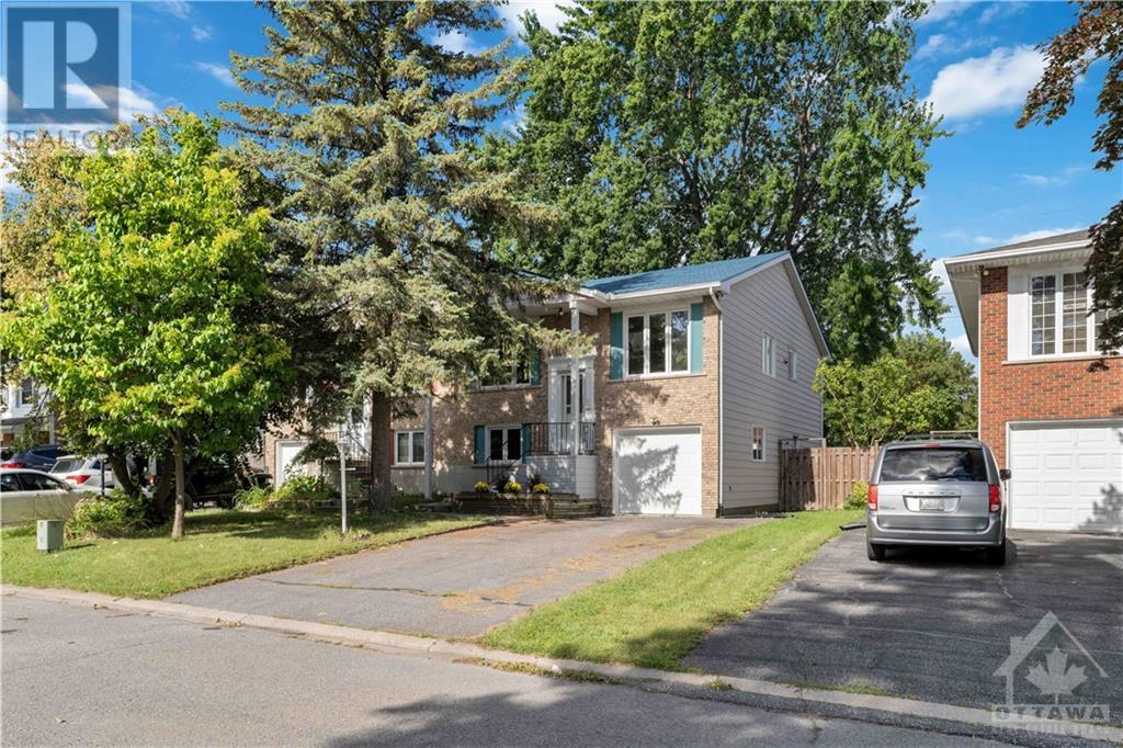 54 Shoreham Avenue, Ottawa, Ontario  K2G 3T7 - Photo 1 - 1406604