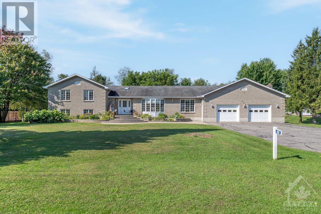 400 Limoges Road, Limoges, Ontario  K0A 2M0 - Photo 1 - 1409811