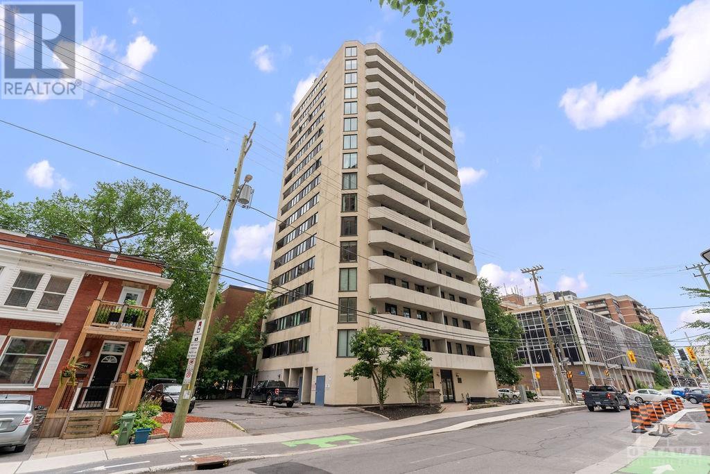 200 Bay Street Unit#1703, Ottawa, Ontario  K1R 7W8 - Photo 1 - 1409784