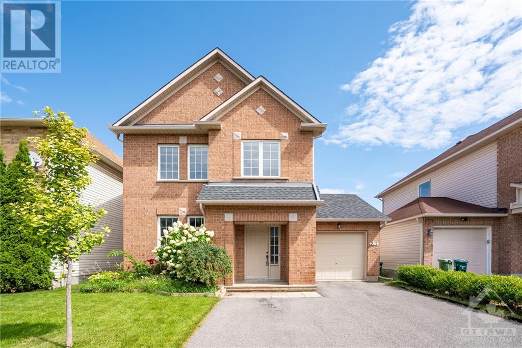 217 CRESTHAVEN DRIVE, nepean, Ontario