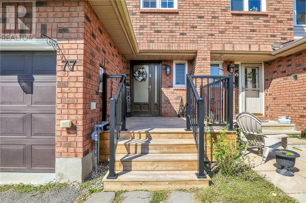 77 Cedarock Drive, Ottawa, Ontario  K2M 2H8 - Photo 2 - 1410335