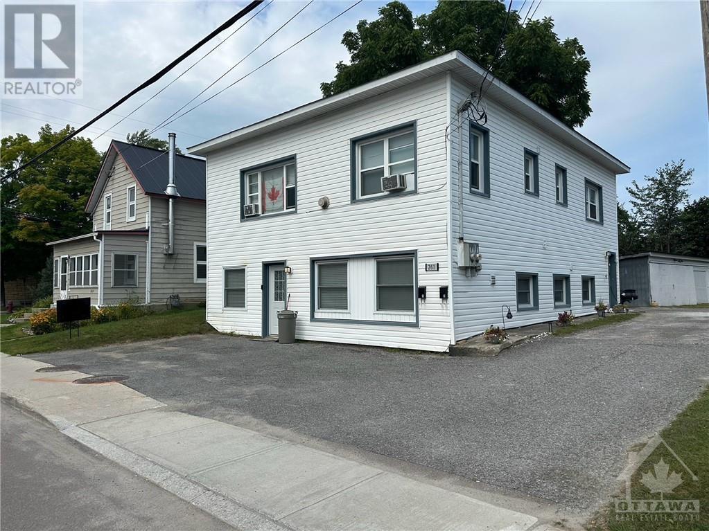 261 Elgin Street W, Arnprior, Ontario  K7S 1P5 - Photo 1 - 1409326