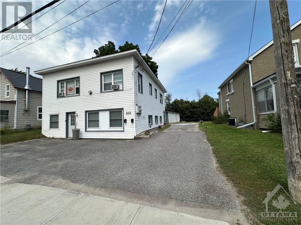 261 Elgin Street W, Arnprior, Ontario  K7S 1P5 - Photo 2 - 1409326