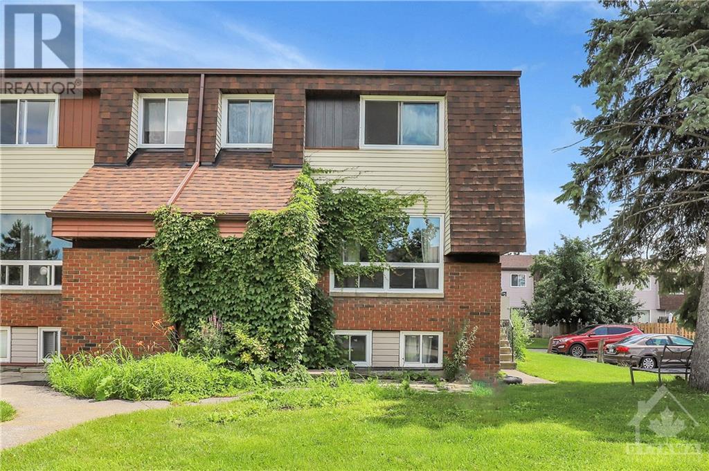 44 Woodvale Green Unit#b, Ottawa, Ontario  K2G 4H4 - Photo 1 - 1410905