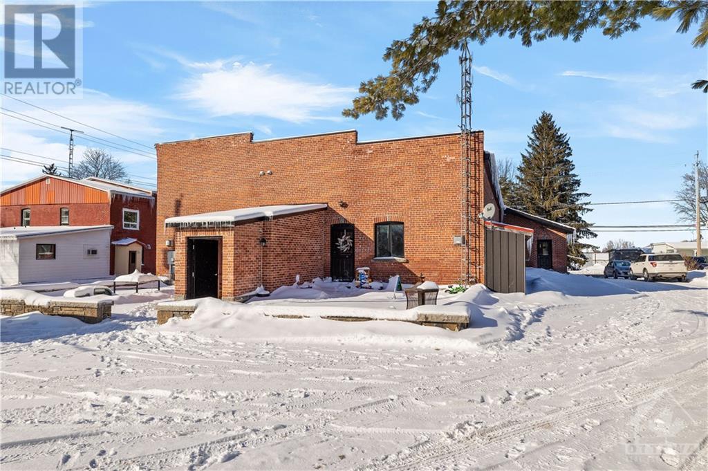 54 Labrosse Street Unit#4, Moose Creek, Ontario  K0C 1E0 - Photo 3 - 1410871